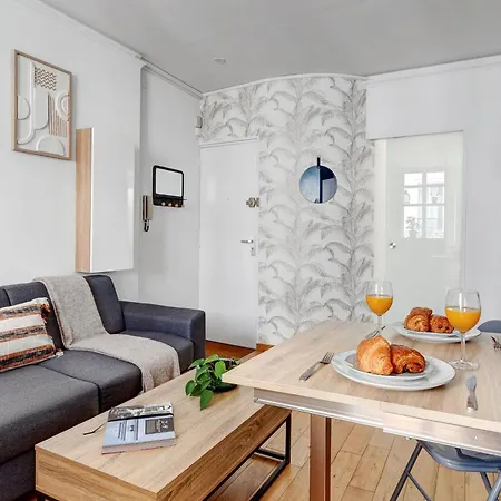 Les Halles 1br - Montorgueil - Vacation Rentals-family Only Apartment Paris